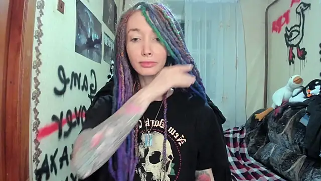 Roxy Silver online show from February 9, 1:33 am