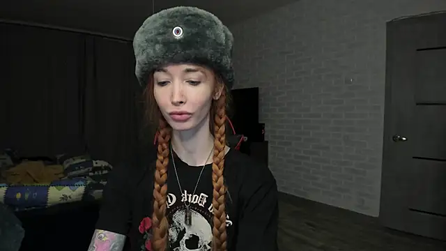 Roxy Silver online show from February 18, 10:14 pm