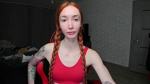 Roxy Silver online show from December 1, 7:52 pm