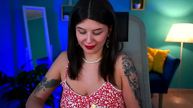 NicoleMun online show from February 18, 3:21 pm