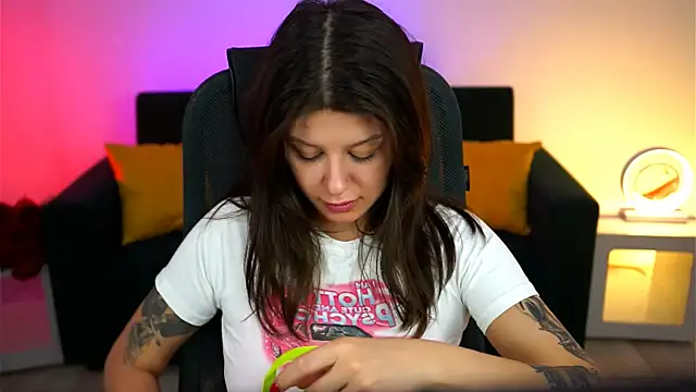 NicoleMun online show from March 16, 5:25 am