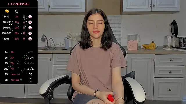 broosnica1 online show from February 12, 8:49 am