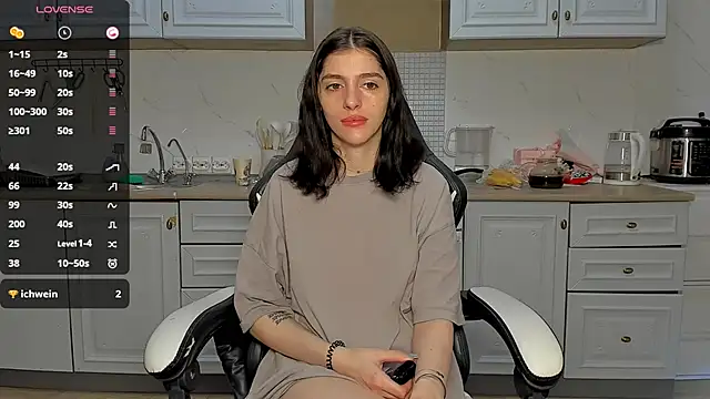 broosnica1 online show from March 10, 8:48 am