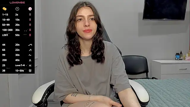 broosnica1 online show from October 8, 5:49 am