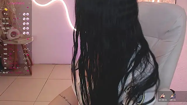 ViolettaHotLatin  online show from November 4, 12:15 pm