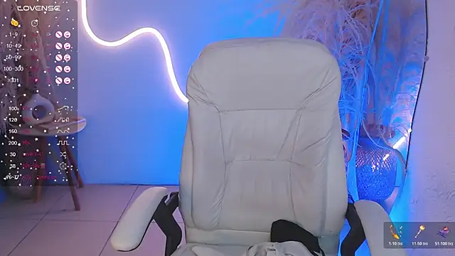 ViolettaHotLatin  online show from November 6, 12:39 pm