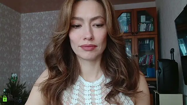 alicia spicy online show from January 8, 8:16 am