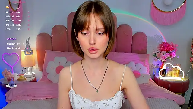 MaryLew online show from November 21, 6:34 am