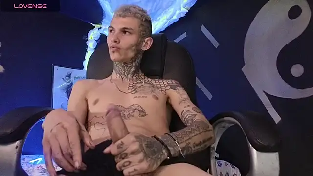 Stuart Boy  online show from March 23, 6:58 am