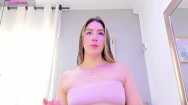  AlejaCruz  online show from February 27, 5:57 pm