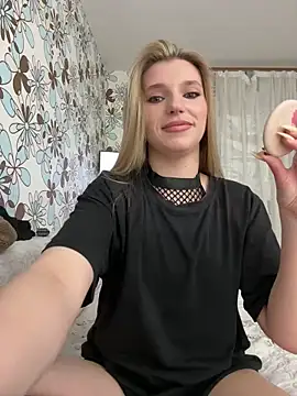 Snapshot of adel_secret chatting on April 30, 8:57 pm adel secret online show from April 30, 8:57 pm