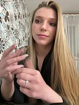 Snapshot of adel_secret chatting on May 15, 8:27 pm adel secret online show from May 15, 8:27 pm