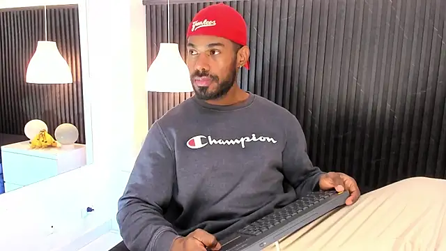 Ganiimedes online show from January 8, 7:49 pm