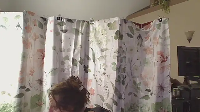 Ireallysquirt online show from April 3, 12:41 am