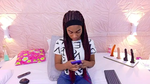 Snapshot of Amarantha_love69 chatting on October 2, 2:02 pm Amarantha love69 online show from October 2, 2:02 pm