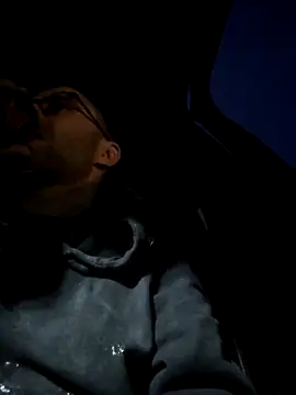 robertilevis online show from January 24, 5:42 pm