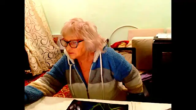 Natali7634 online show from December 19, 9:00 pm