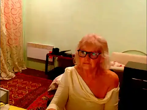 Natali7634 online show from April 1, 4:24 am