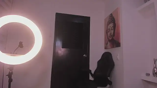 jenaa  online show from December 18, 12:44 pm