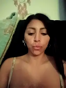 tiffani  love online show from December 14, 9:03 am