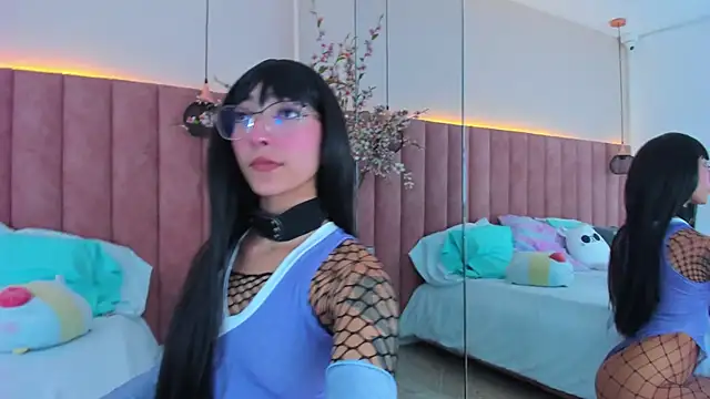 MarianaBranzz online show from March 15, 4:54 pm