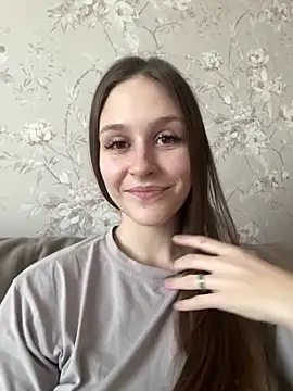 DakotaGercy online show from February 5, 8:19 am