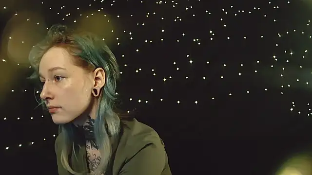 Littlespacemouse online show from December 15, 1:48 pm