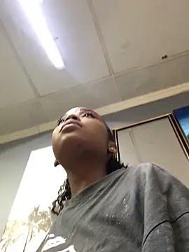 Nicole Liam  online show from December 3, 12:58 pm