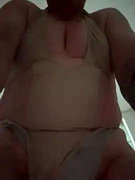 Snapshot of Sirina80 chatting on October 25, 8:55 am Sirina80 online show from October 25, 8:55 am