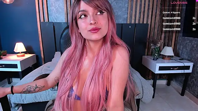 Snapshot of Mandy_Collins_ chatting on January 4, 12:59 pm Mandy Collins  online show from January 4, 12:59 pm