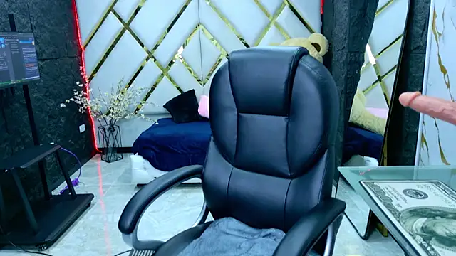 sammanta boobs online show from October 21, 11:22 am