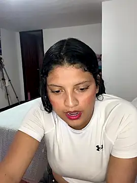 Snapshot of tati__22 chatting on September 27, 6:02 pm tati 22 online show from September 27, 6:02 pm