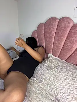 Snapshot of tati__22 chatting on October 9, 5:00 pm tati 22 online show from October 9, 5:00 pm