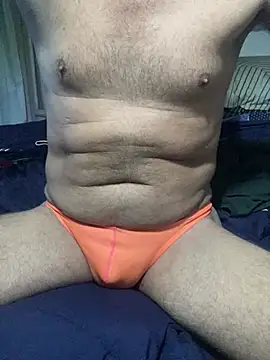 madaussiehere online show from February 22, 9:30 am