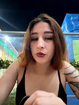 Mon Cherry online show from January 9, 1:30 am