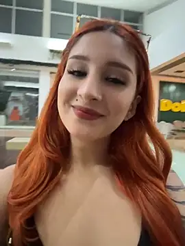 Snapshot of Mon_Cherry chatting on May 27, 1:57 am Mon Cherry online show from May 27, 1:57 am