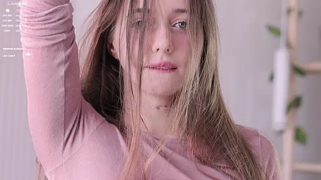  Pretty Doll  online show from March 15, 10:32 am