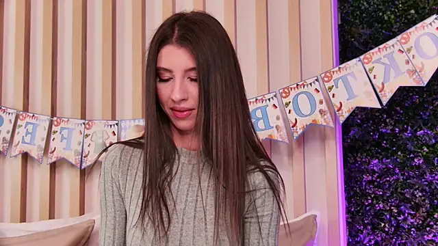 LunaWills  online show from September 29, 4:28 am