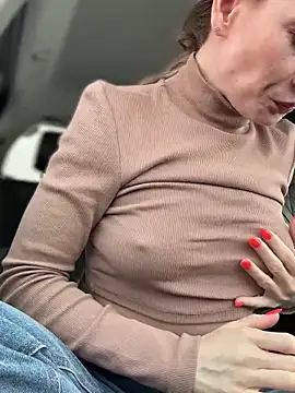 LavenderHot online show from March 11, 5:16 am