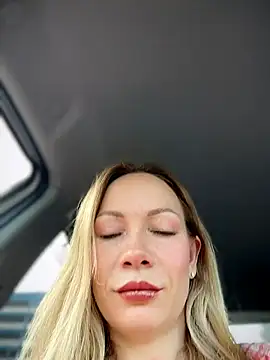 LavenderHot online show from June 26, 1:43 am