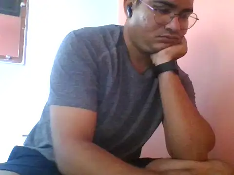 naughtymike0007 online show from September 30, 6:07 am