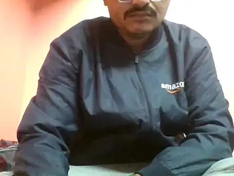 naughtymike0007 online show from December 2, 1:22 am