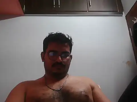 naughtymike0007 online show from April 5, 4:15 pm