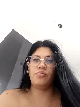 PAOLA ANGEL TERRENAL online show from January 17, 12:37 am