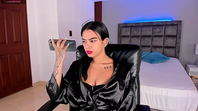 Snapshot of saracorraless chatting on February 13, 6:27 pm saracorraless online show from February 13, 6:27 pm