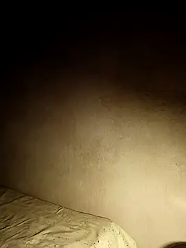 Snapshot of Giselabrunette25 chatting on October 17, 10:40 am Giselabrunette25 online show from October 17, 10:40 am