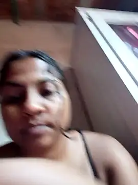 Snapshot of Giselabrunette25 chatting on January 14, 4:56 pm Giselabrunette25 online show from January 14, 4:56 pm