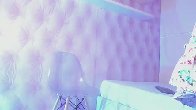 Hilary-banks online show from March 12, 4:08 am