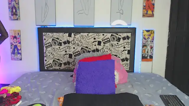 Rihana14 online show from November 17, 8:47 pm