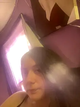 Snapshot of itzcheyduh chatting on October 17, 8:55 pm itzcheyduh online show from October 17, 8:55 pm